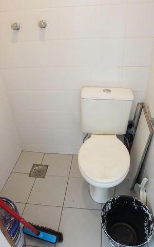 Apartamento à venda com 87m², 3 quartos e 2 vagasBanheiro da Área de Serviço