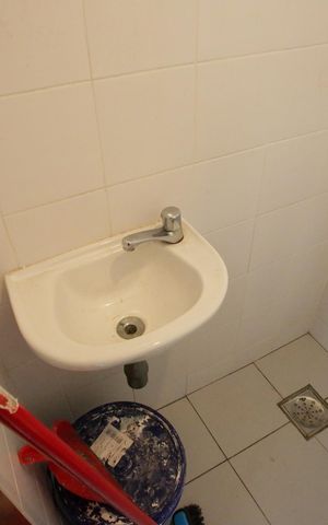 Apartamento à venda com 87m², 3 quartos e 2 vagasBanheiro da Área de Serviço