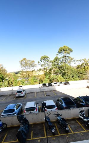 Apartamento à venda com 61m², 2 quartos e 1 vagaÁrea de Serviço - Vista