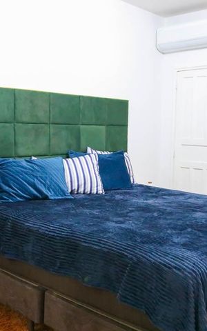 Casa à venda com 600m², 4 quartos e 4 vagas Casa à venda com 600m², 4 quartos e 4 vagasQuarto Suite - 2º Pavimento