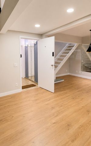 Apartamento à venda com 70m², 1 quarto e 2 vagas Apartamento à venda com 70m², 1 quarto e 2 vagasSala