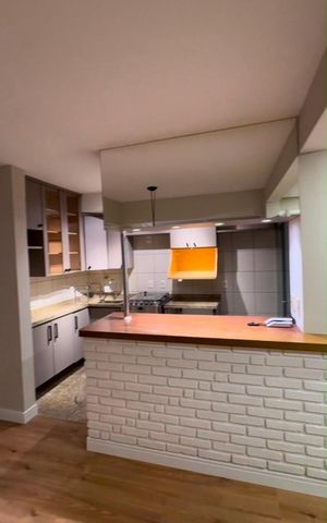 Apartamento à venda com 70m², 1 quarto e 2 vagas Apartamento à venda com 70m², 1 quarto e 2 vagasCozinha