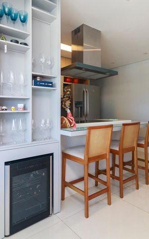Apartamento à venda com 108m², 2 quartos e 2 vagas Apartamento à venda com 108m², 2 quartos e 2 vagasSala