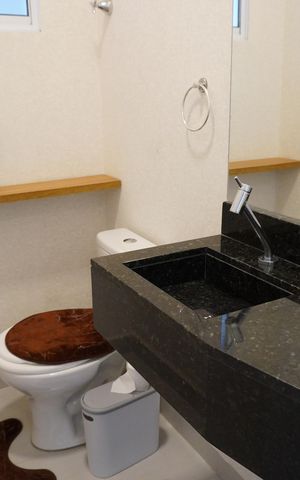 Casa à venda com 150m², 3 quartos e 2 vagasLavabo