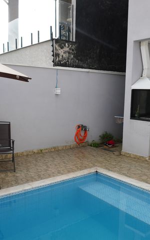 Casa à venda com 150m², 3 quartos e 2 vagasÁrea gourmet