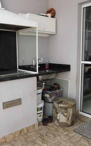 Casa à venda com 150m², 3 quartos e 2 vagasChurrasqueira