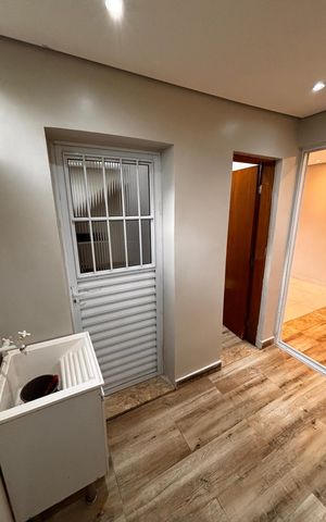 Casa de condomínio à venda com 110m², 3 quartos e 2 vagas Casa de condomínio à venda com 110m², 3 quartos e 2 vagasLavanderia