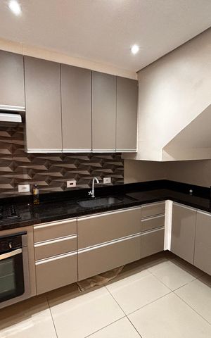 Casa de condomínio à venda com 110m², 3 quartos e 2 vagas Casa de condomínio à venda com 110m², 3 quartos e 2 vagasCozinha