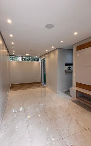 Casa de condomínio à venda com 110m², 3 quartos e 2 vagas Casa de condomínio à venda com 110m², 3 quartos e 2 vagasSala