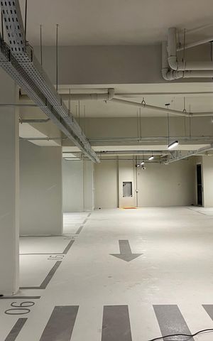 Apartamento à venda com 182m², 3 quartos e 3 vagas Apartamento à venda com 182m², 3 quartos e 3 vagasGaragem