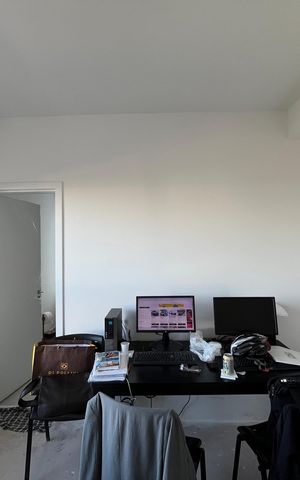 Apartamento à venda com 182m², 3 quartos e 3 vagas Apartamento à venda com 182m², 3 quartos e 3 vagasQuarto 1