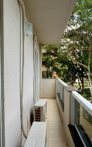 Apartamento para alugar com 71m², 2 quartos e 1 vaga Apartamento para alugar com 71m², 2 quartos e 1 vagaVaranda