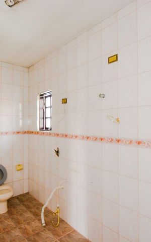 Casa à venda com 540m², 3 quartos e 20 vagasBanheiro da Suíte