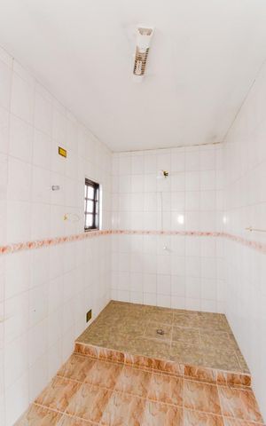 Casa à venda com 540m², 3 quartos e 20 vagasBanheiro da Suíte
