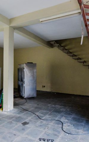 Casa à venda com 540m², 3 quartos e 20 vagasGaragem