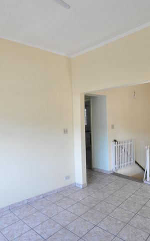 Casa para alugar com 120m², 2 quartos e sem vagaSala
