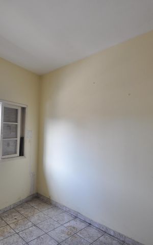 Casa para alugar com 120m², 2 quartos e sem vagaQuarto 2