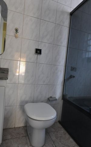 Casa para alugar com 120m², 2 quartos e sem vagaBanheiro