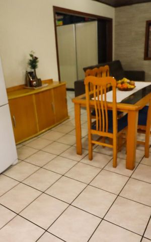 Casa à venda com 210m², 5 quartos e 2 vagas Casa à venda com 210m², 5 quartos e 2 vagasSala de Jantar