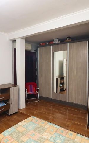 Casa à venda com 210m², 5 quartos e 2 vagas Casa à venda com 210m², 5 quartos e 2 vagasQuarto 2