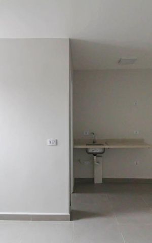 Studio para alugar com 36m², 1 quarto e sem vaga Studio para alugar com 36m², 1 quarto e sem vagaSala/Cozinha