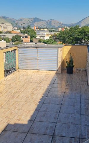 Apartamento à venda com 130m², 2 quartos e sem vaga Apartamento à venda com 130m², 2 quartos e sem vagaVaranda