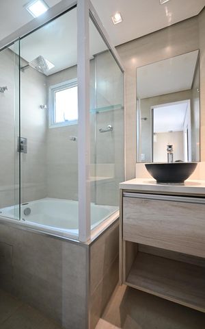 Apartamento à venda com 76m², 2 quartos e 2 vagasBanheiro Suíte 