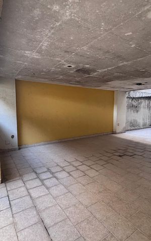 Apartamento à venda com 217m², 5 quartos e 4 vagas Apartamento à venda com 217m², 5 quartos e 4 vagasÁrea comum