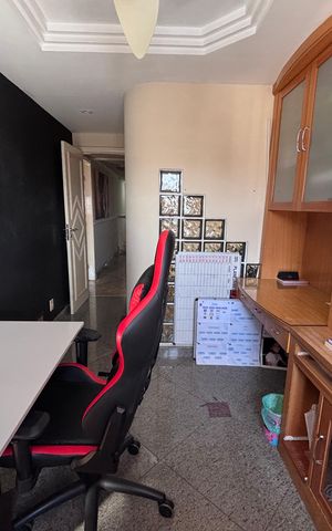 Apartamento à venda com 217m², 5 quartos e 4 vagas Apartamento à venda com 217m², 5 quartos e 4 vagasQuarto 4