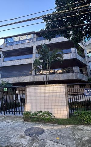 Apartamento à venda com 217m², 5 quartos e 4 vagas Apartamento à venda com 217m², 5 quartos e 4 vagasFachada