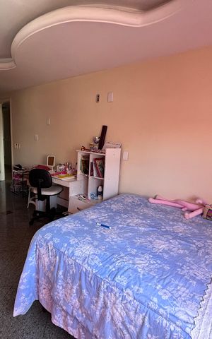 Apartamento à venda com 217m², 5 quartos e 4 vagas Apartamento à venda com 217m², 5 quartos e 4 vagasQuarto 3