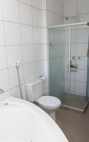 Casa para alugar com 236m², 6 quartos e 2 vagasBanheiro 2