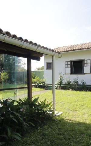 Casa para alugar com 236m², 6 quartos e 2 vagasÁrea externa