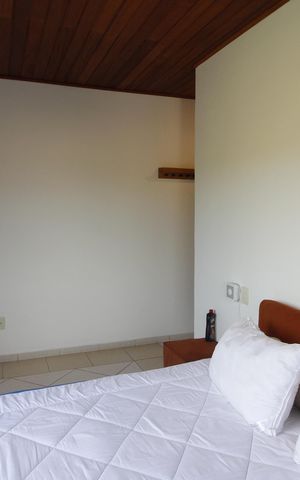 Casa para alugar com 236m², 6 quartos e 2 vagasQuarto 4