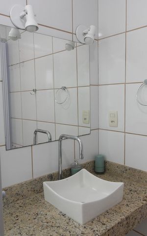 Casa para alugar com 236m², 6 quartos e 2 vagasBanheiro 1