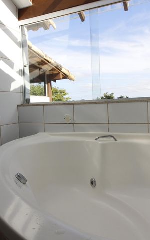 Casa para alugar com 236m², 6 quartos e 2 vagasBanheiro 2