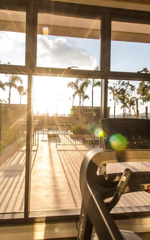 Apartamento à venda com 120m², 2 quartos e 2 vagas Apartamento à venda com 120m², 2 quartos e 2 vagasAcademia