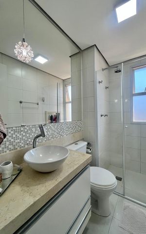 Apartamento à venda com 80m², 3 quartos e 2 vagas Apartamento à venda com 80m², 3 quartos e 2 vagasBanheiro