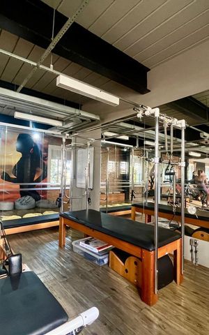 Apartamento à venda com 80m², 3 quartos e 2 vagas Apartamento à venda com 80m², 3 quartos e 2 vagasÁrea comum - Sala de pilates