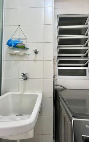 Apartamento à venda com 80m², 3 quartos e 2 vagas Apartamento à venda com 80m², 3 quartos e 2 vagasÁrea de Serviço