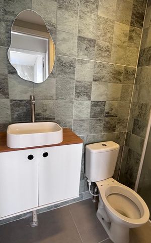 Apartamento à venda com 43m², 2 quartos e 1 vaga Apartamento à venda com 43m², 2 quartos e 1 vagaBanheiro