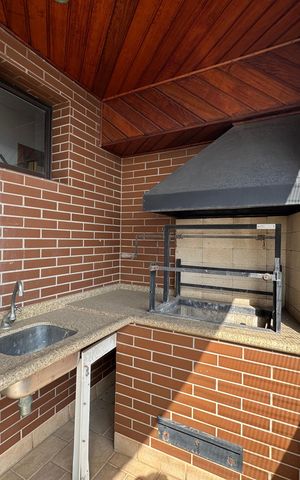 Apartamento à venda com 492m², 5 quartos e 5 vagas Apartamento à venda com 492m², 5 quartos e 5 vagasChurrasqueira
