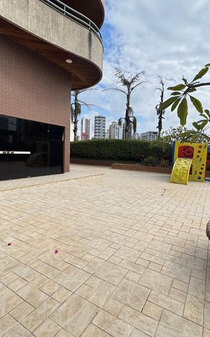 Apartamento à venda com 492m², 5 quartos e 5 vagas Apartamento à venda com 492m², 5 quartos e 5 vagasÁrea comum