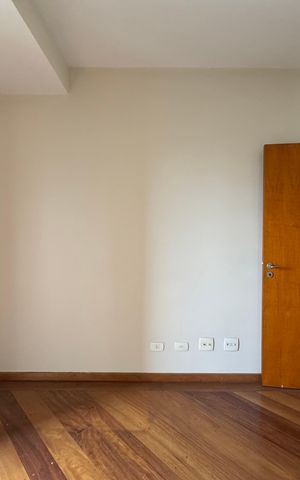 Apartamento à venda com 492m², 5 quartos e 5 vagas Apartamento à venda com 492m², 5 quartos e 5 vagasSuíte 1