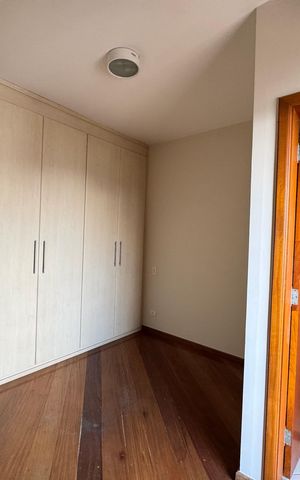 Apartamento à venda com 492m², 5 quartos e 5 vagas Apartamento à venda com 492m², 5 quartos e 5 vagasSuíte 5