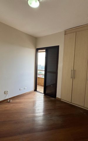 Apartamento à venda com 492m², 5 quartos e 5 vagas Apartamento à venda com 492m², 5 quartos e 5 vagasSuíte 4