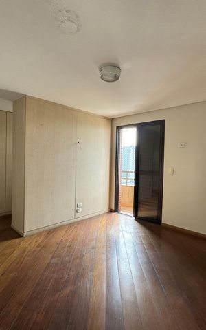 Apartamento à venda com 492m², 5 quartos e 5 vagas Apartamento à venda com 492m², 5 quartos e 5 vagasSuíte master