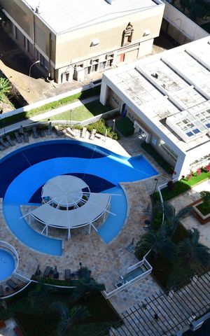 Apartamento para alugar com 74m², 2 quartos e 2 vagasÁrea comum - Piscina