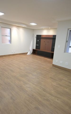 Apartamento para alugar com 112m², 3 quartos e 2 vagas