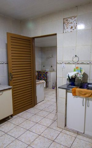 Casa à venda com 233m², 3 quartos e 6 vagasCozinha